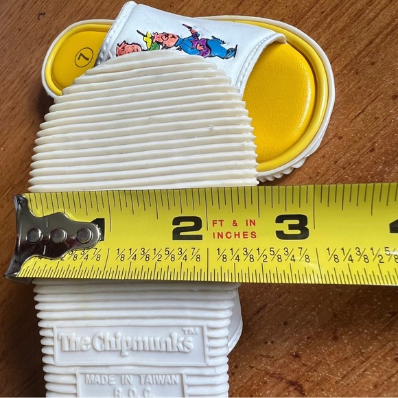 Alvin and the Chipmunks Vintage 1984 Bagdasarian Kids Size 7 Slide Sanda… - Picture 11 of 11